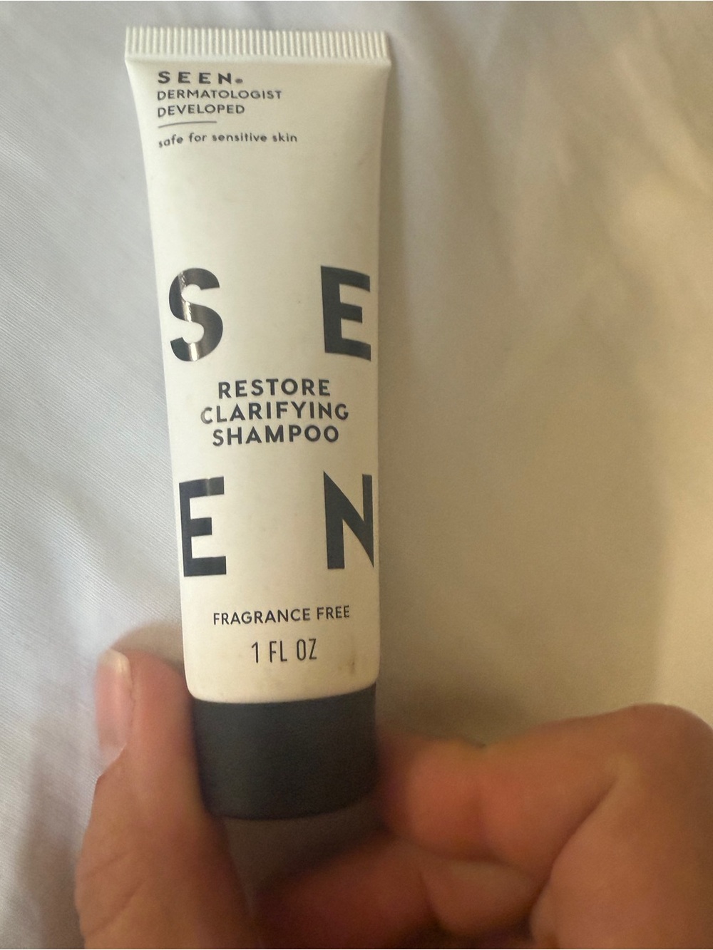 💙 4/$20 SEEN Restore Clarifying Shampoo